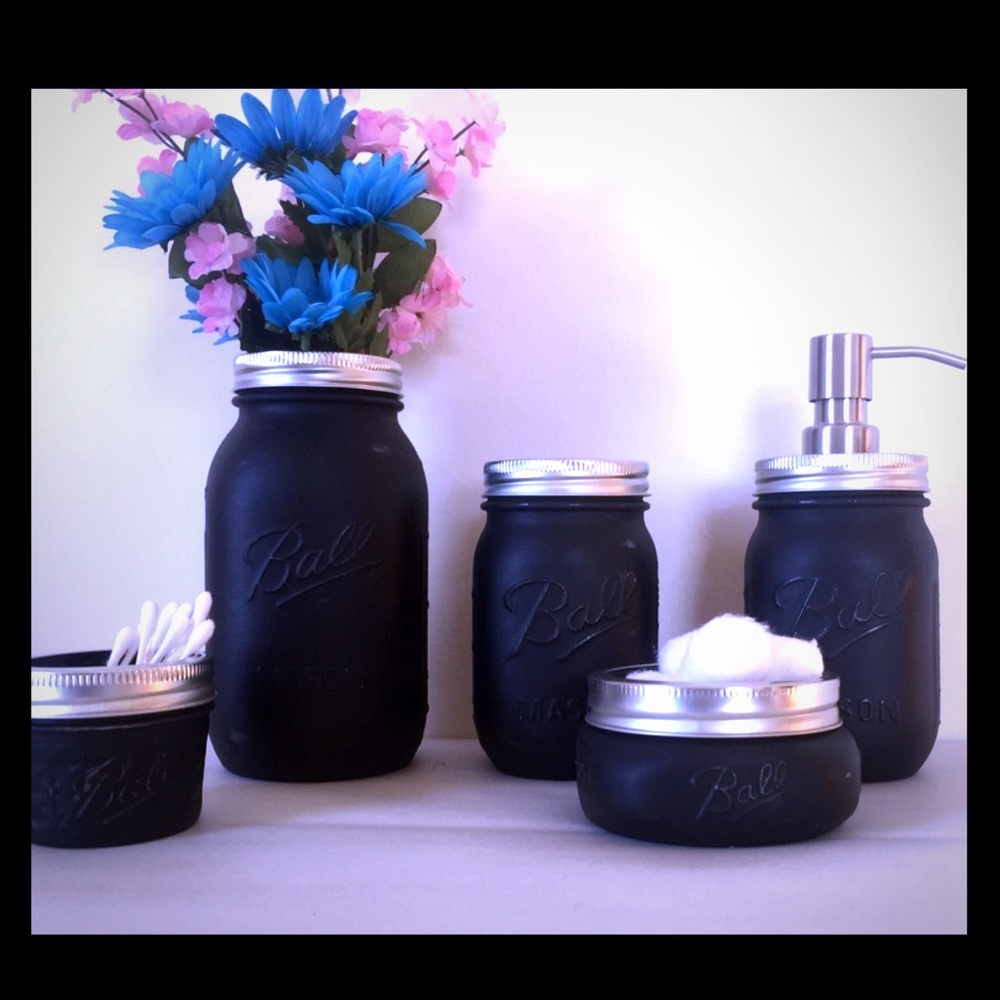 Beautiful Matte Black Mason Jar Bathroom Set!